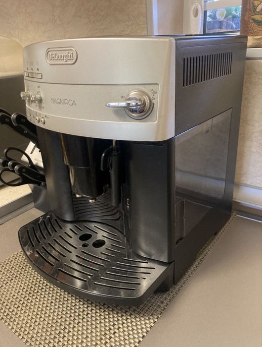 Кафемашина DeLonghi Magnifica