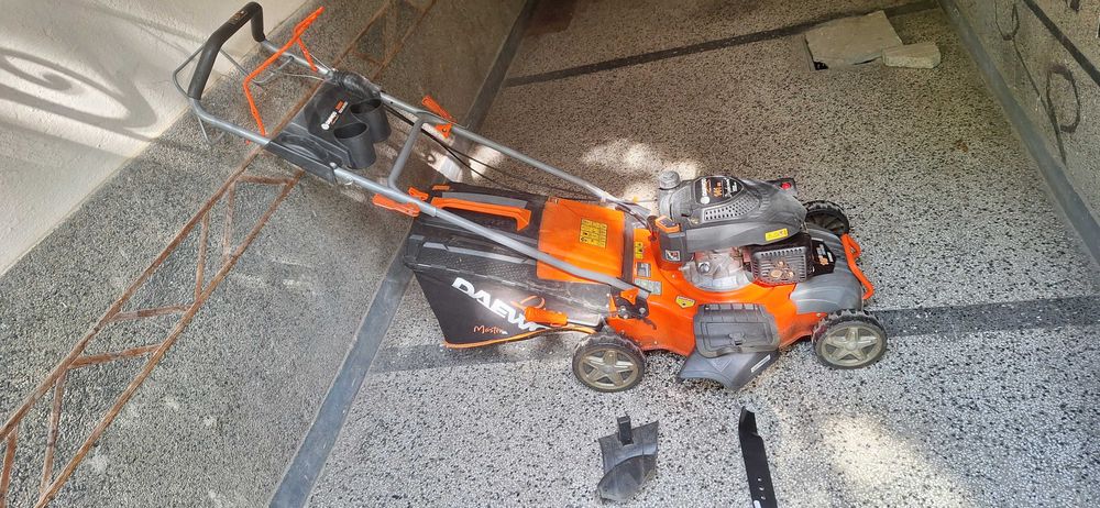 Моторна косачка Daewoo DLM4600SP