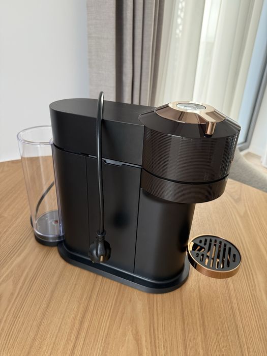 Aparat de cafea Nespresso