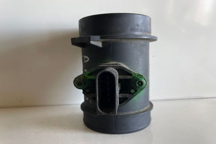 Debitmetru  Bosch 0281002429 Audi A4 B5 (facelift) seria