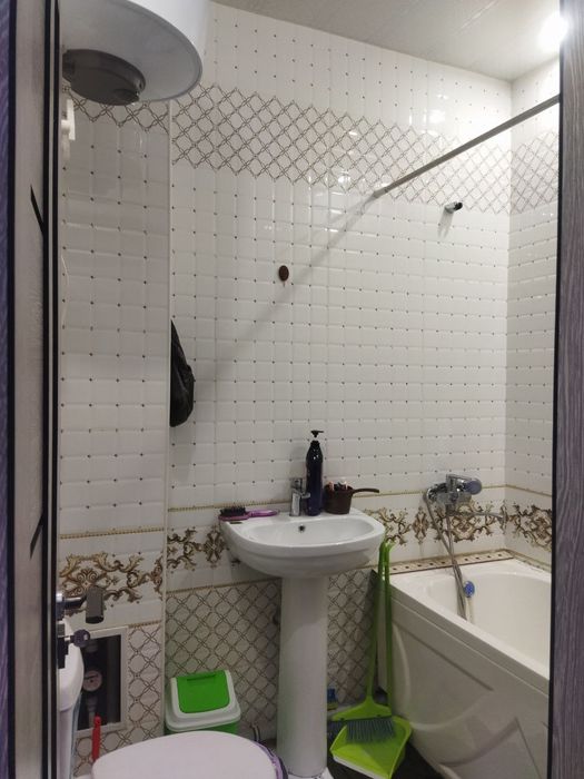 1 хонали квартира ижарага берилади ОИЛАГА