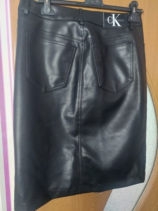 Кожена полаCalvin Klein