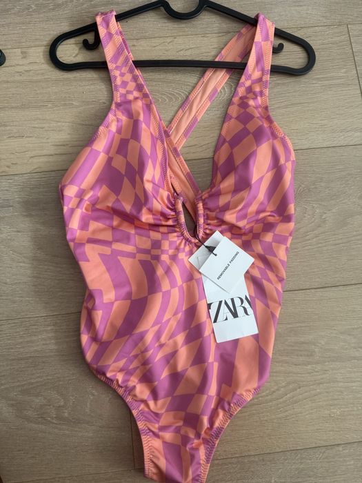 Чисто нов бански Zara, размер М