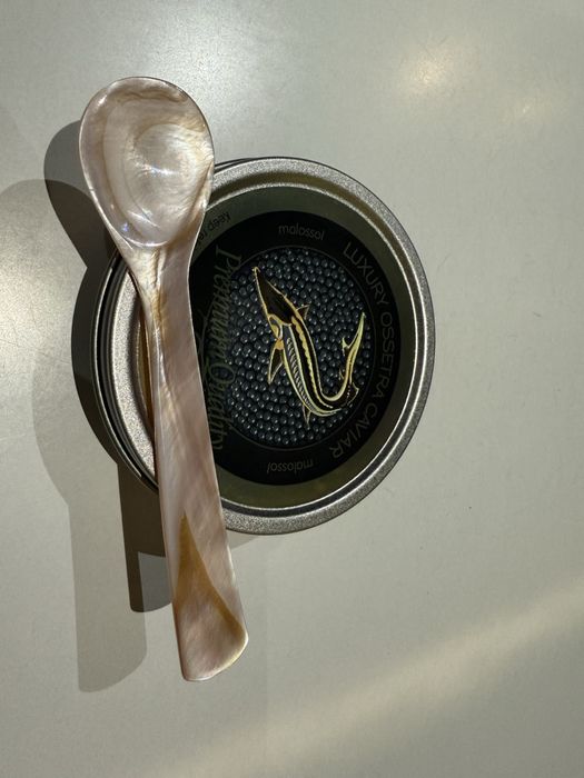 Седефени лъжици за хайвер