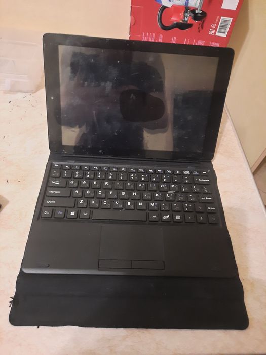 Планшет продам недорого