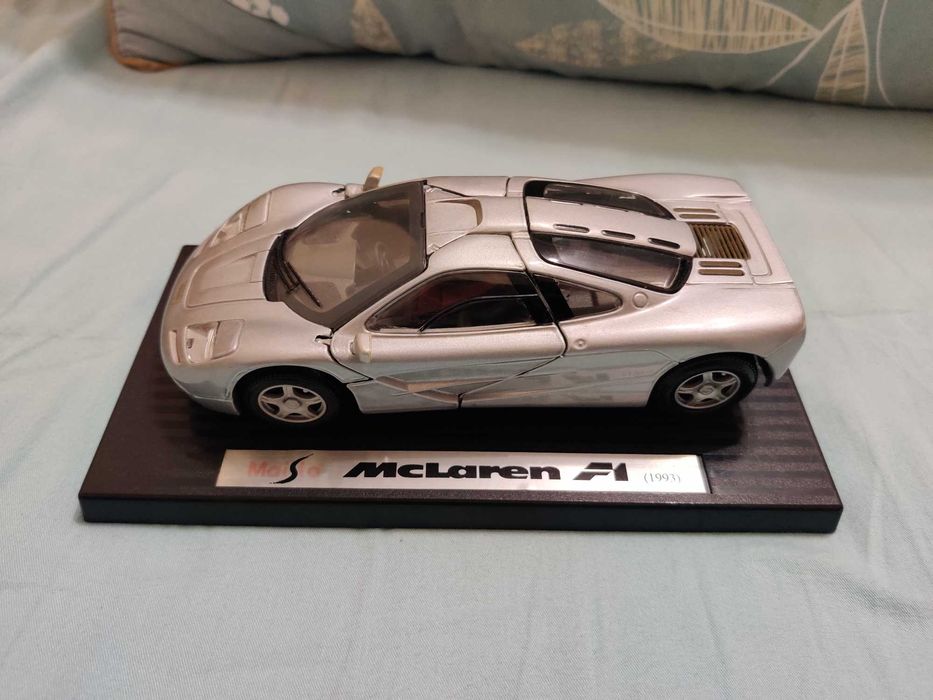 Метална количка Mclaren F1 Maisto Supercar collection 1/24