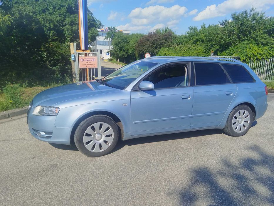 AUDI A4 0 — imagine 2