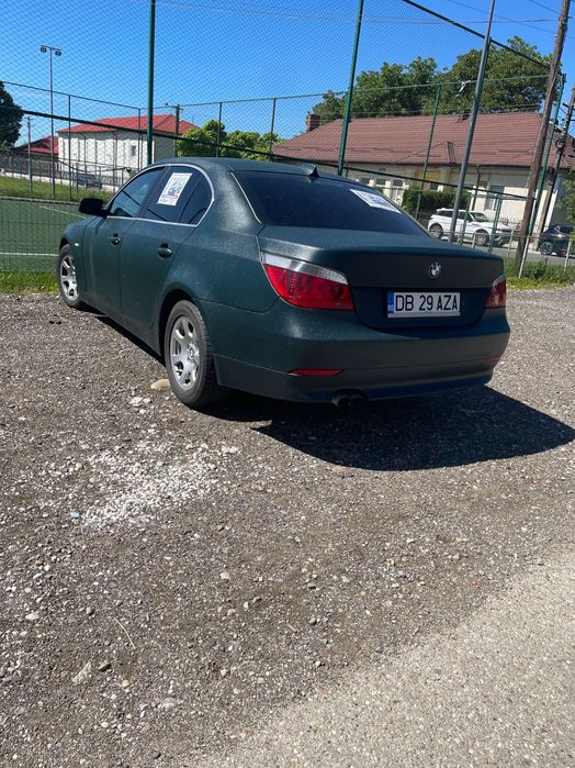 Vând E60 2.2 benzină