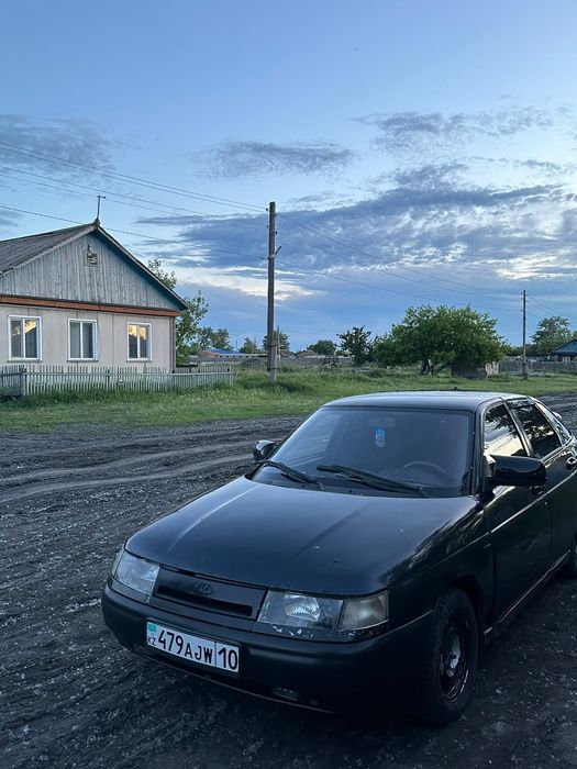 Продам ваз 2112 на полном ходу.