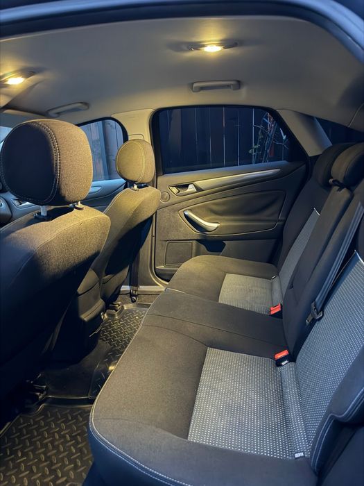 Vand FORD MONDEO  1,6 Diesel…an 2011