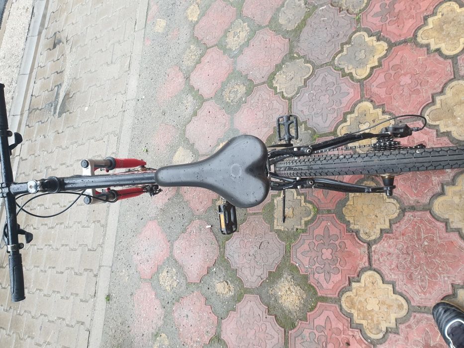 Bicicletă-Suspensii