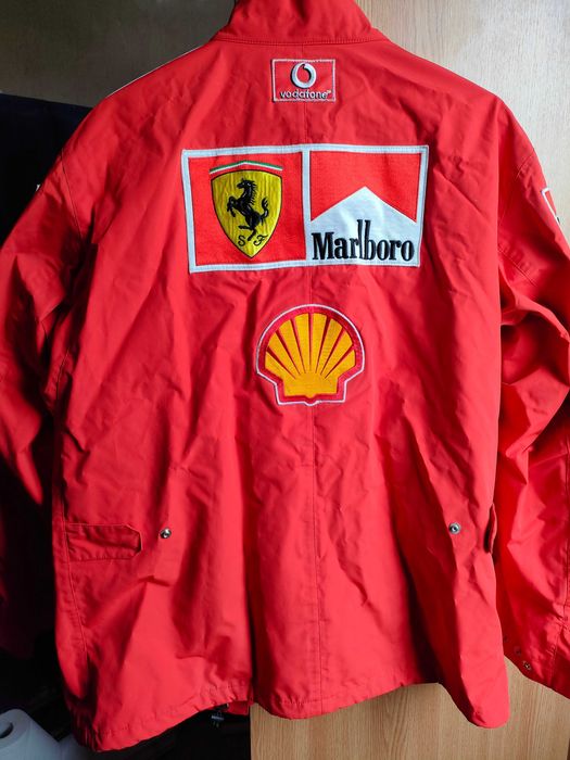 Geacă Fila Scuderia Ferrari F1 2003 – Semnătură inginer | Rară