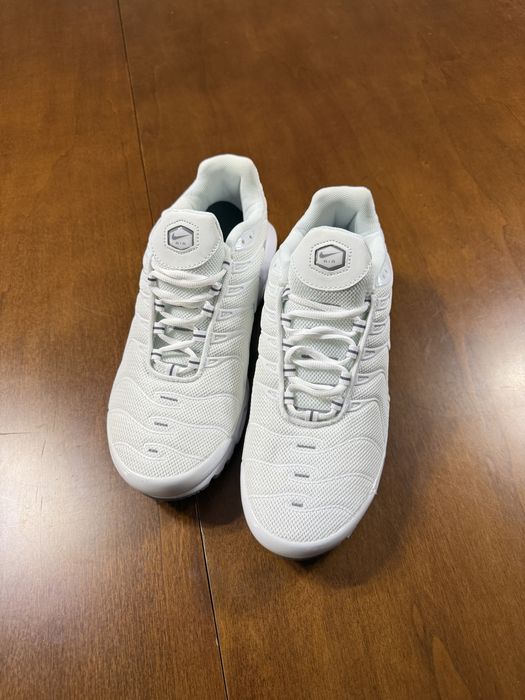 Nike Air Tn 42 /43 /44 noi new