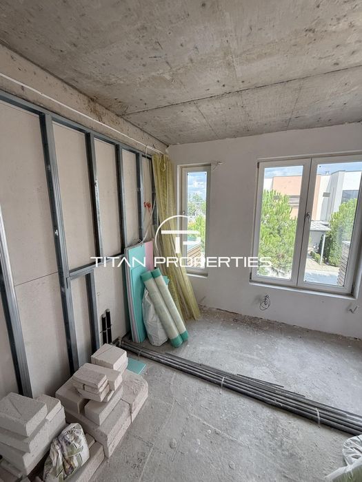 Продава се Къща в Пловдив, Христо Смирненски - 200 кв.м за 2000 €/кв.м - Снимка #2