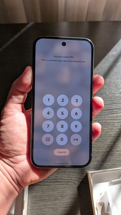 Vând Google Pixel 9
