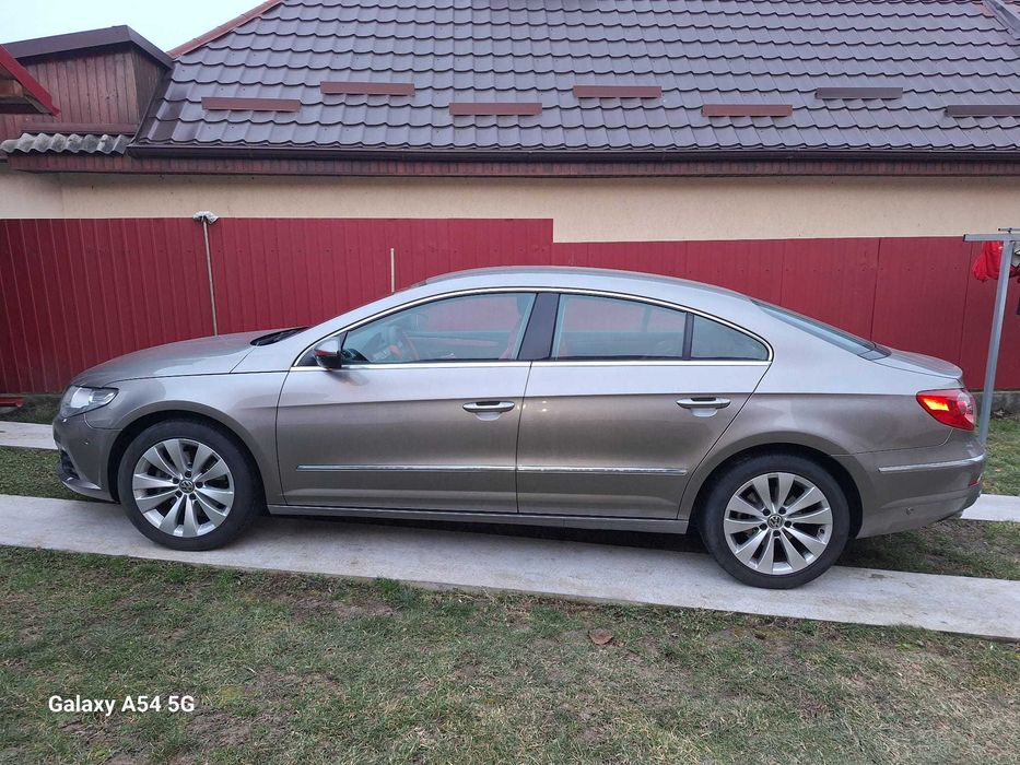 Volkswagen  Passat  CC