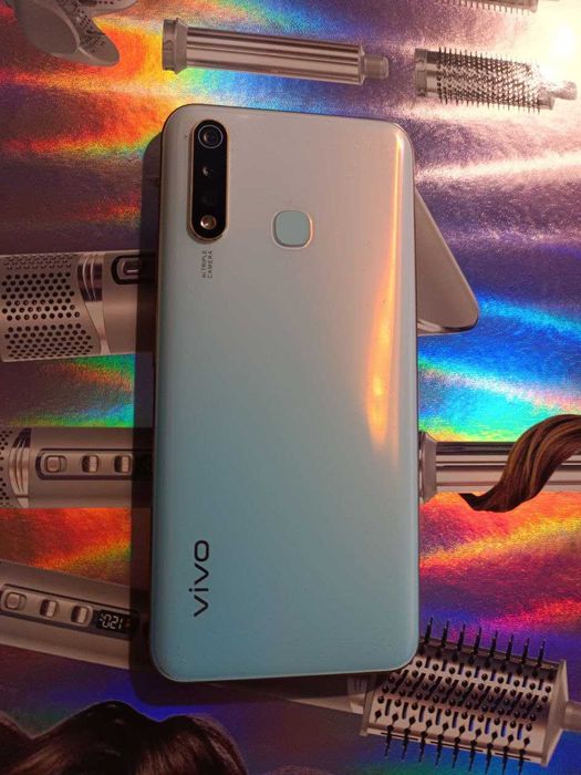 Vivo 19 полный комплект 10\10
