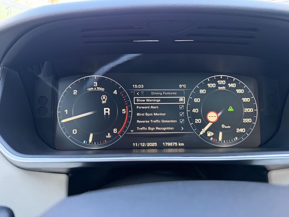 Range Rover Sport 2016 306cp Panorama/SoftCloseUsi/BordPlasma/360”/ACC