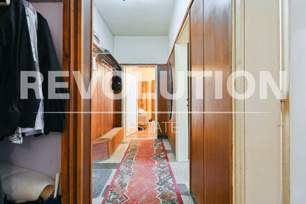 Продава се Двустаен апартамент в София, Лозенец - 55 кв.м за 4364 €/кв.м - Снимка #11