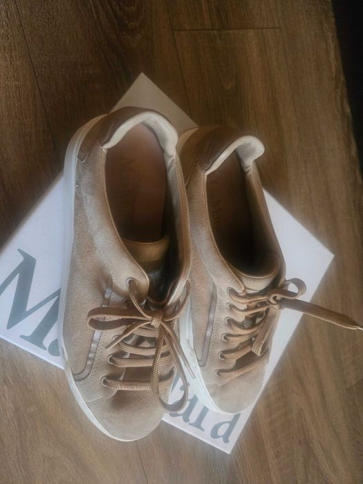 Велурени сникърси  MaxMara