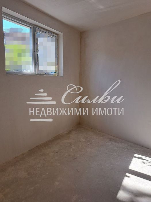 Продава се Тристаен апартамент в Шумен, Добруджански - 90 кв.м за 1275 €/кв.м - Снимка #2