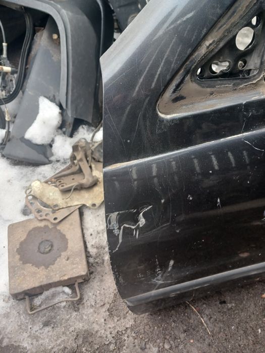 Дверь Нисан сани N14