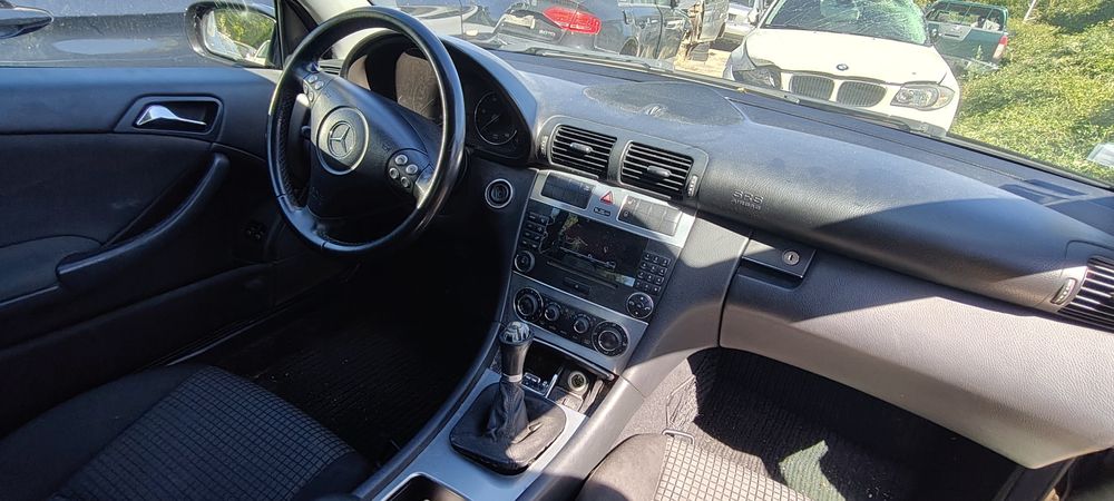 Mercedes w203 coupe c class 2.2cdi 150кс facelift за части