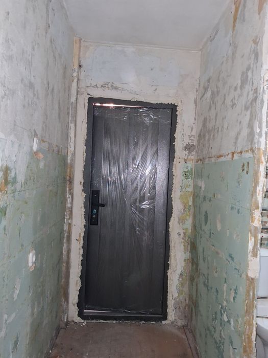 Продаю 2 ком квартиру
