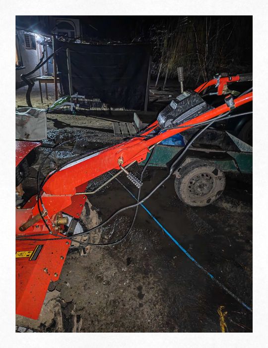 Продавам мотоблок