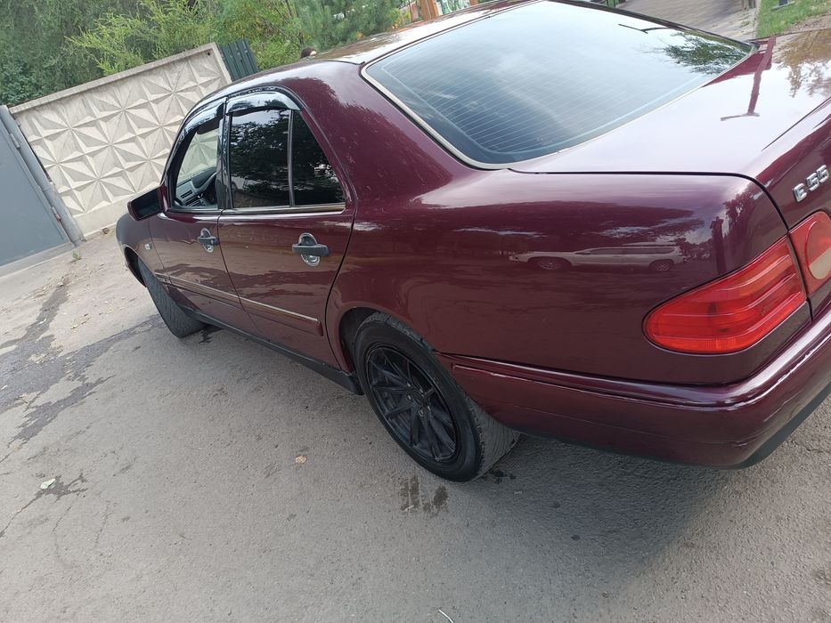 Мерседес бенз 210 кузов