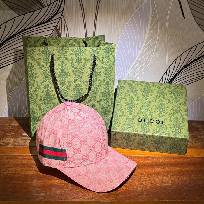 Sapca Gucci noua cu certificat, chitanta si cutie