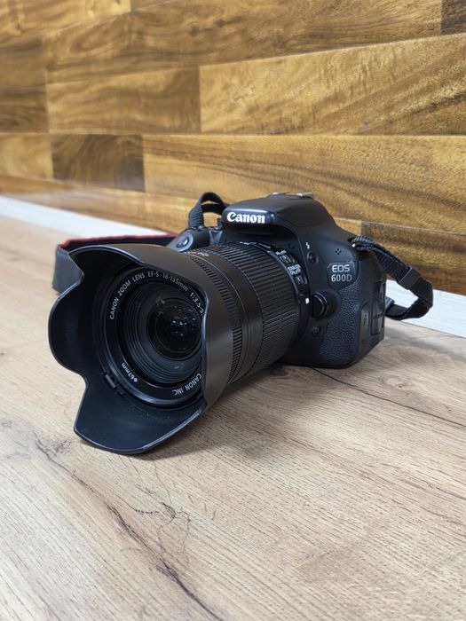 Фотоаппарат canon 600d