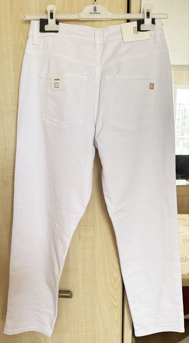 Дамски бели дънки Fracomina