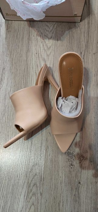 Incaltaminte Botinelli