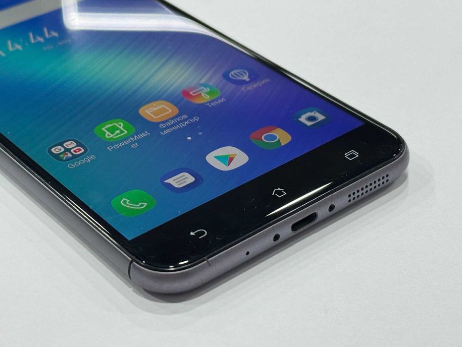 Телефон - Asus Zenfone 3 Max
