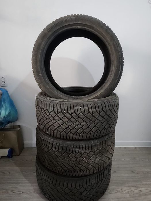 Шины зимние 255/40/19