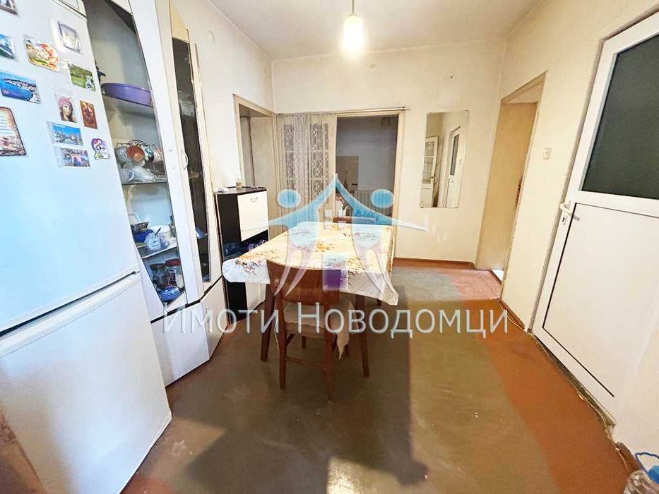 Етаж от къща, Шумен, Военно училище