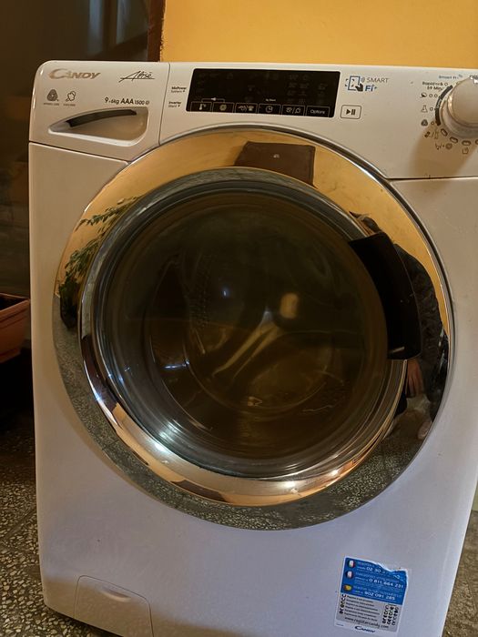 Пералня със сушилня