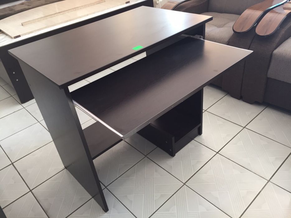 Компьютерный стол 450.000