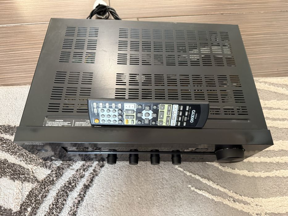 Onkyo TX-8020 Стерео ресивър DAC