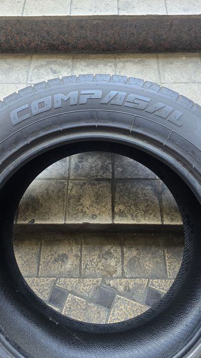 275/55/R20 COMPASAL