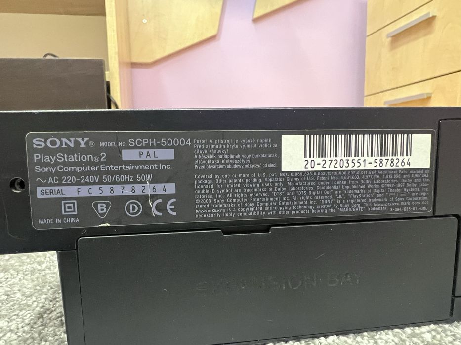 Playstation 2 + 8 Игри