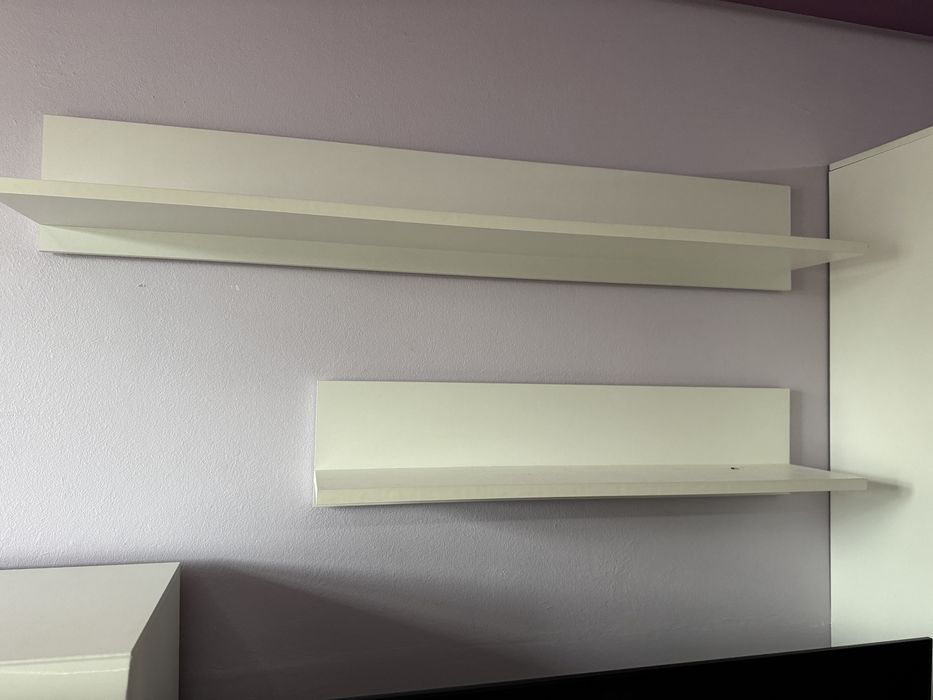 Модерна секция за хол – бял гланц, отлично състояние