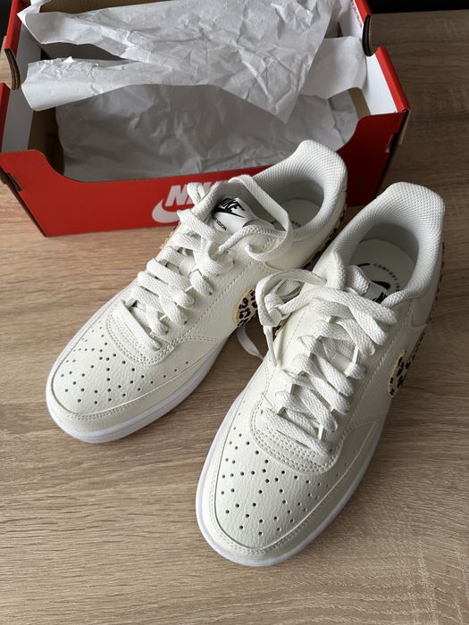 Nike Сникърси Court Vision HF9552 Екрю