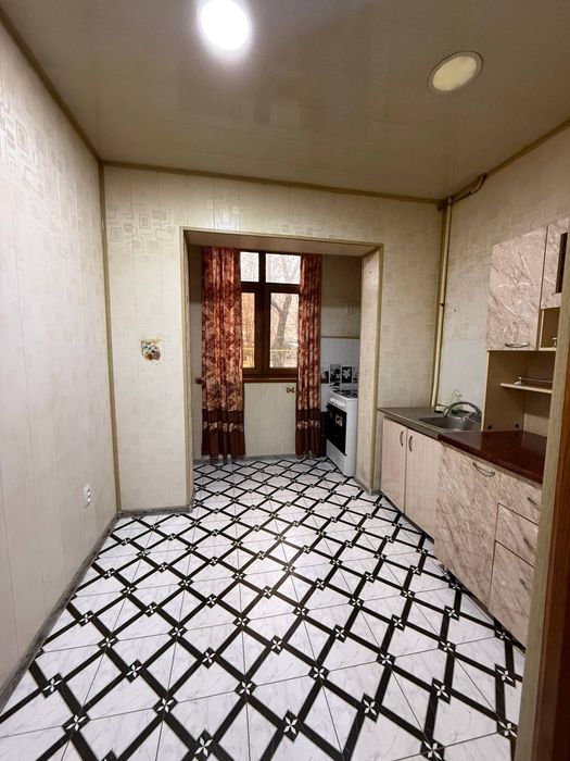 Продается Юнусабад 6 квартал 2 комнатная квартира