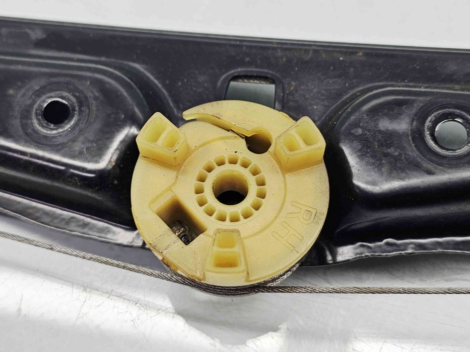 Macara electrica geam dreapta spate Bmw 1 (F20) [Fabr 2011-2017] 72425