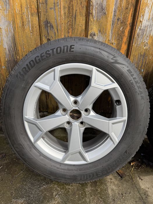 Jante Audi Q3 215/65 r17, caucicuri iarna