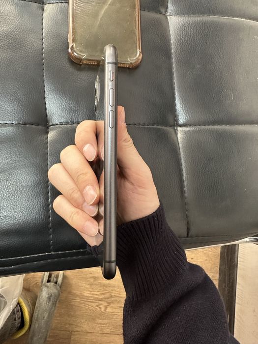 Продам Iphone 11, 64gb, 76 АКБ