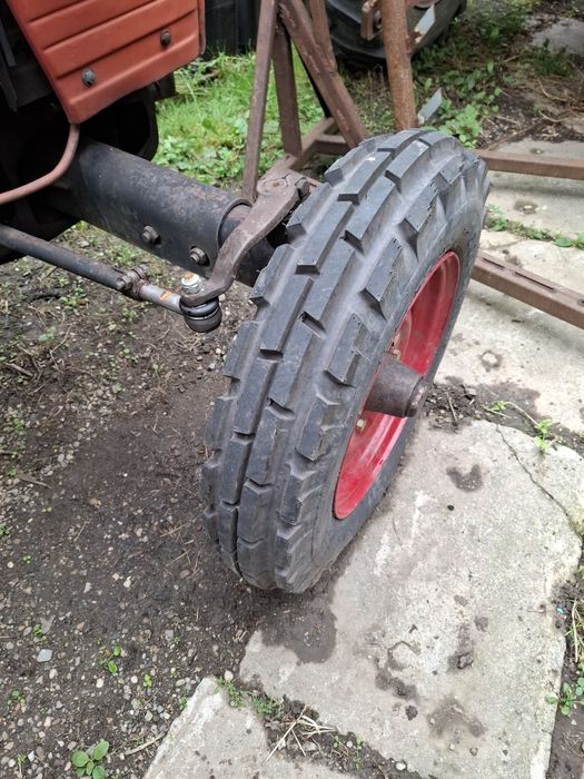 Tractor utb 445 cu cabina