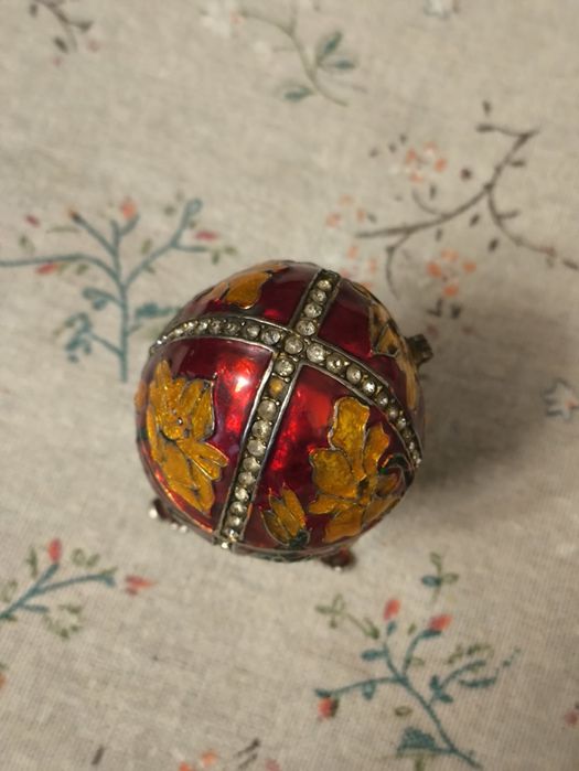 Шкатулка СССР в форме яйца